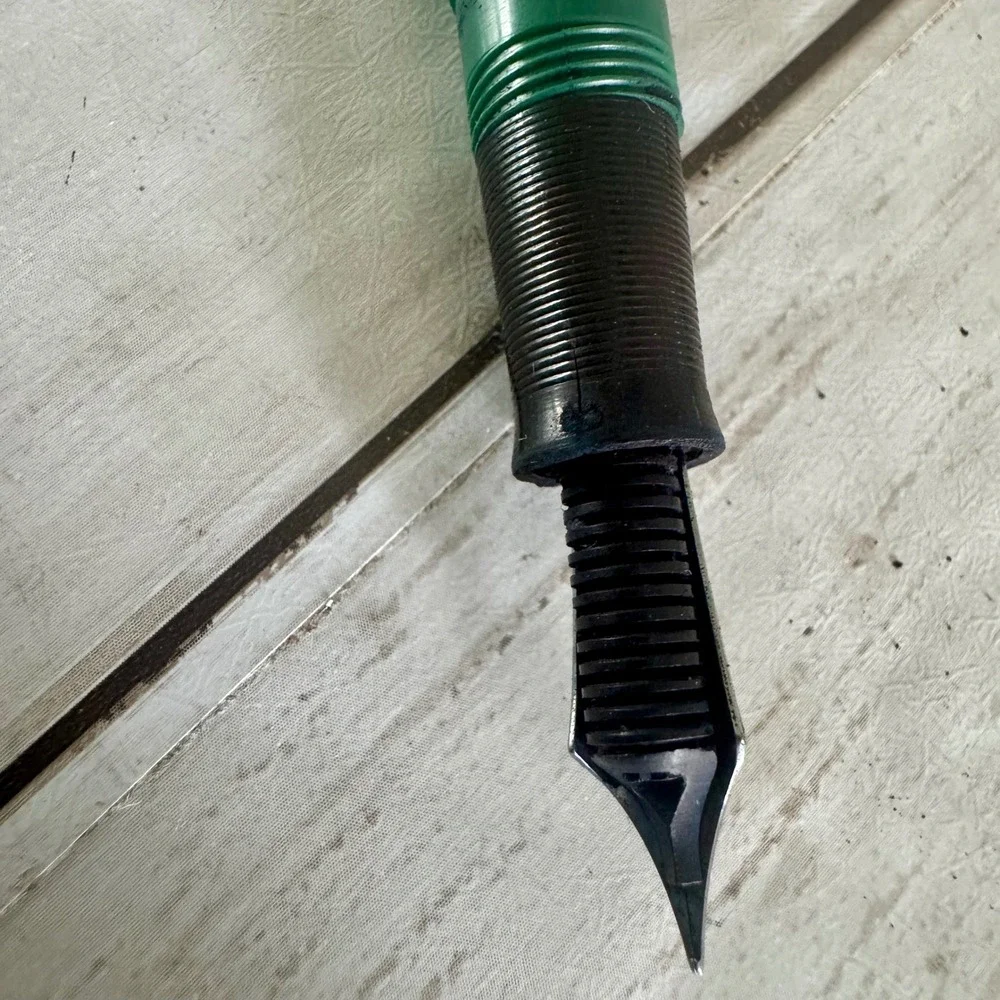 Vintage Sheaffer's Green Touchdown Fountain Pen and Mechanical Pencil Set Boxed